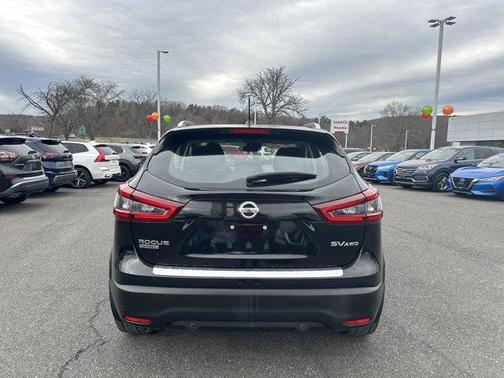 2020 Nissan Rogue Sport SV