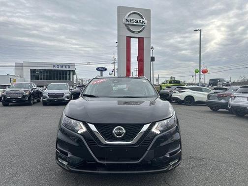 2020 Nissan Rogue Sport SV