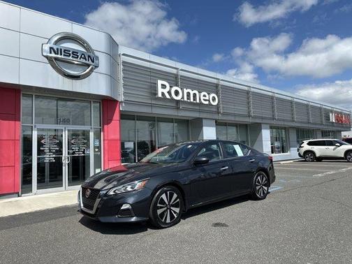 2022 Nissan Altima 2.5 SV