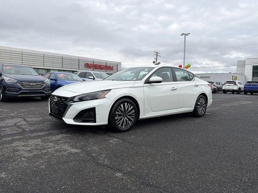 2023 Nissan Altima 2.5 SV