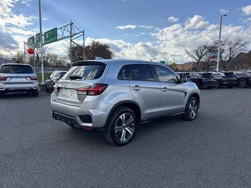 2024 Mitsubishi Outlander Sport 2.0 ES