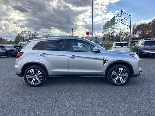 2024 Mitsubishi Outlander Sport 2.0 ES