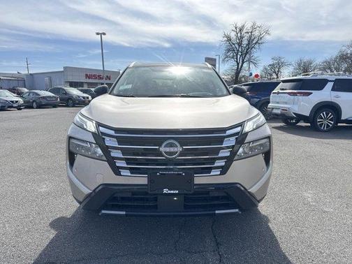 2025 Nissan Rogue Platinum