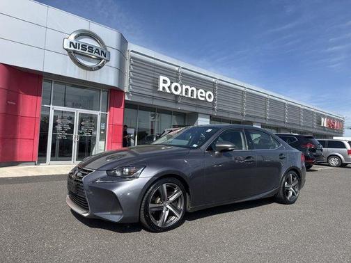 2018 Lexus IS 300 Base