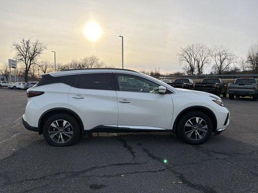 2024 Nissan Murano SV