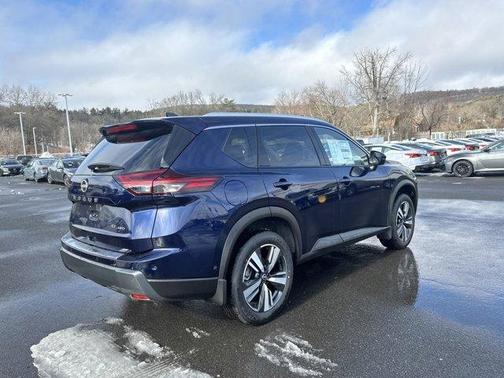 2025 Nissan Rogue SL