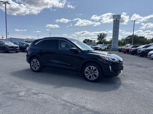 2020 Ford Escape SEL