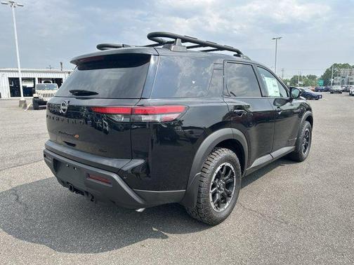 2025 Nissan Pathfinder Rock Creek