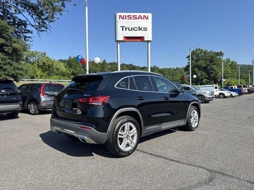 2021 Mercedes-Benz GLA 250 Base 4MATIC