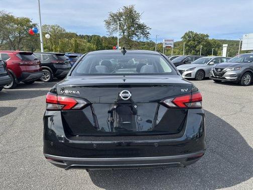2020 Nissan Versa 1.6 SV