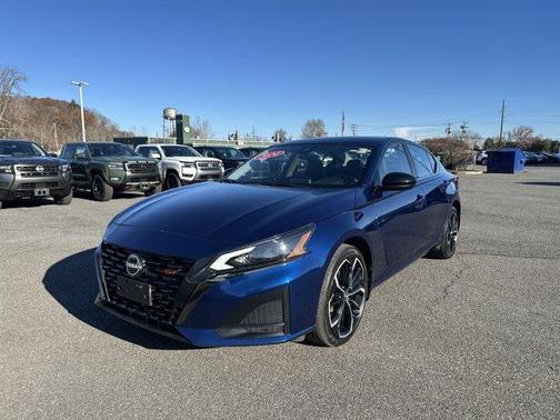 2024 Nissan Altima 2.5 SR