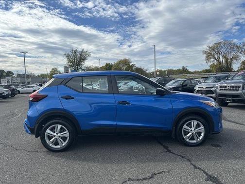 2021 Nissan Kicks S