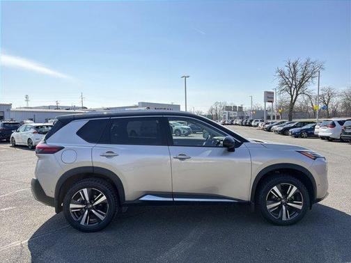 2021 Nissan Rogue Platinum