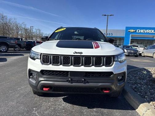 2023 Jeep Compass Trailhawk
