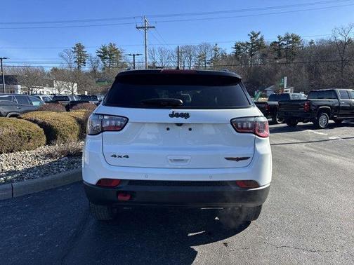 2023 Jeep Compass Trailhawk