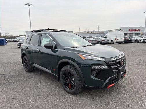Obsidian Green 2026 Nissan Rogue Rock Creek