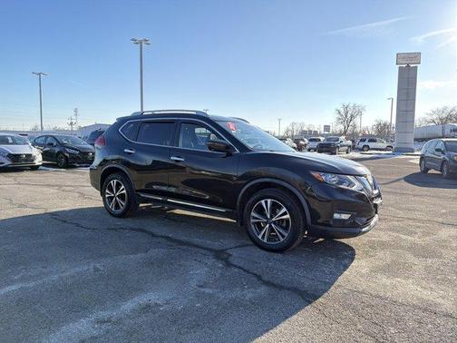 2017 Nissan Rogue SL