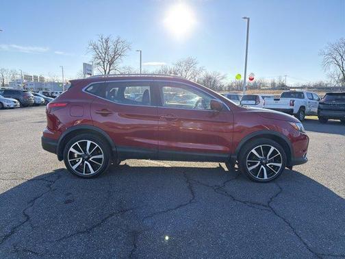 2017 Nissan Rogue Sport SL