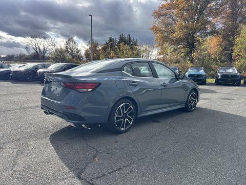 2025 Nissan Sentra SR