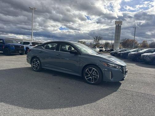 2025 Nissan Sentra SR