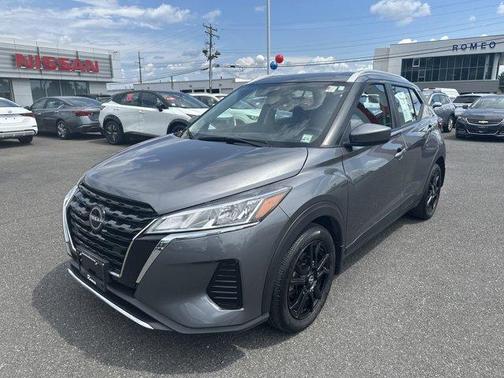 2022 Nissan Kicks SV