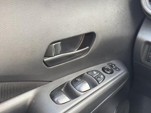 Gun Metallic 2023 Nissan Kicks S