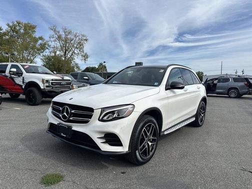 2018 Mercedes-Benz GLC 300 Base 4MATIC