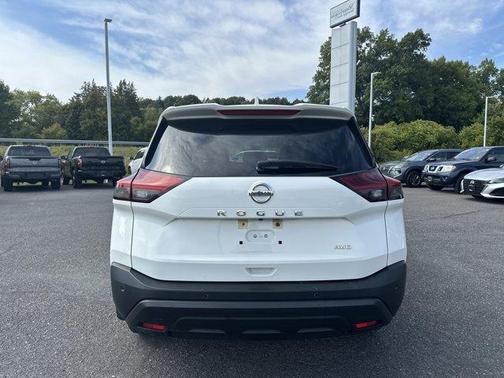 2021 Nissan Rogue S
