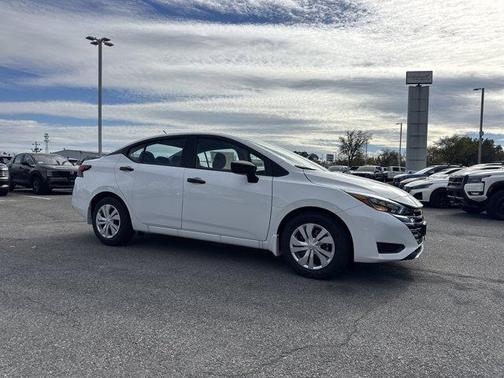 2025 Nissan Versa S