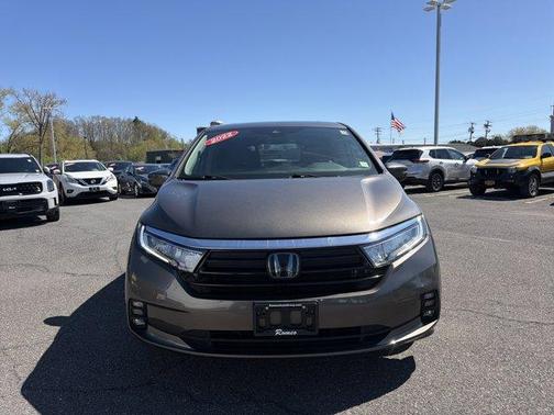 Gold 2022 Honda Odyssey EX-L