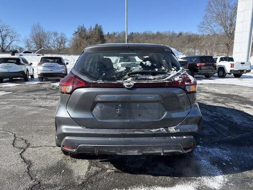 2024 Nissan Kicks S