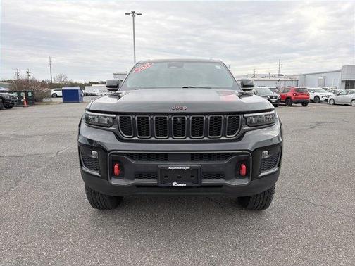 2022 Jeep Grand Cherokee Trailhawk
