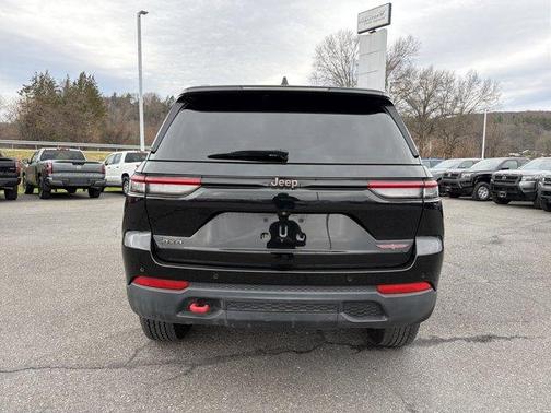 2022 Jeep Grand Cherokee Trailhawk
