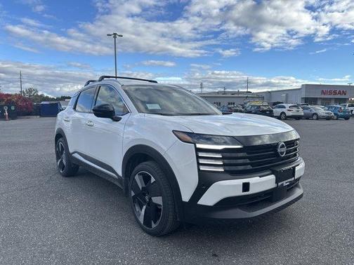 2026 Nissan Kicks SR