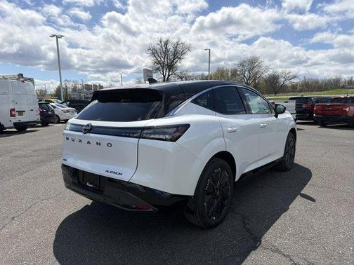 White / Black 2026 Nissan Murano Platinum