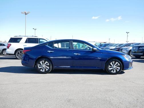 2024 Nissan Altima 2.5 S