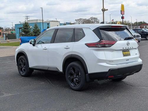 Everest White P 2026 Nissan Rogue SV