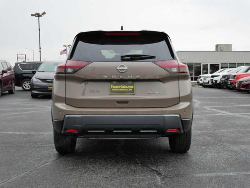 2025 Nissan Rogue SL
