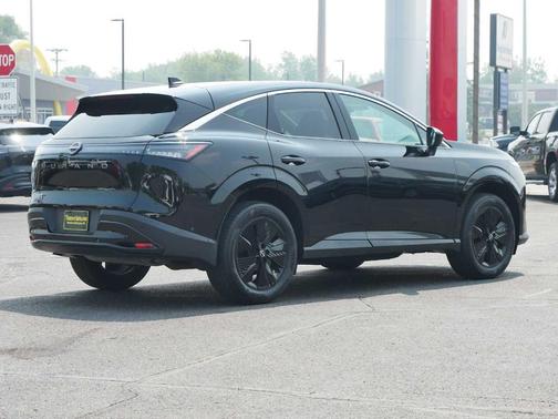 Black 2025 Nissan Murano SV