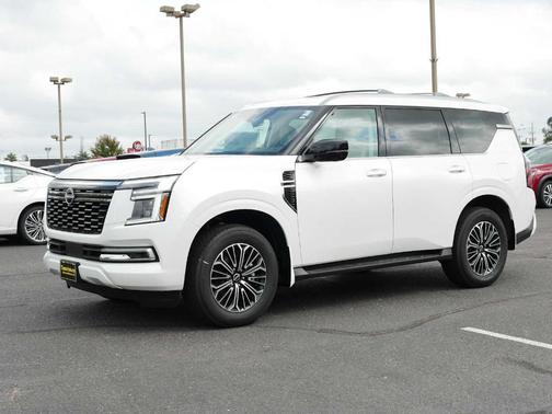 2025 Nissan Armada Platinum