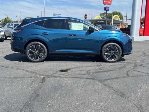 2025 Nissan Murano Platinum