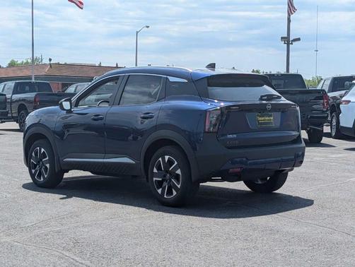 Deep Blue Pearl 2026 Nissan Kicks SV