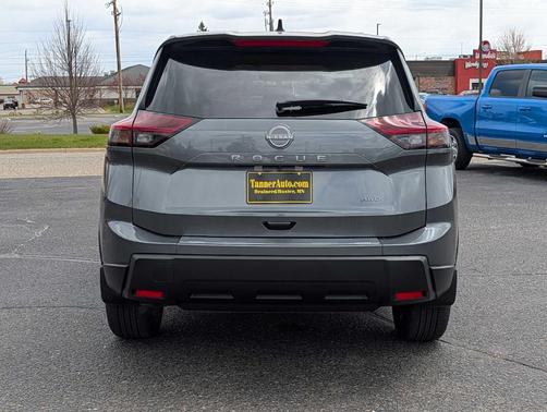 Gun Metallic 2026 Nissan Rogue SV