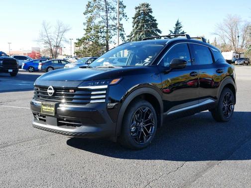 Super Black 2026 Nissan Kicks SR