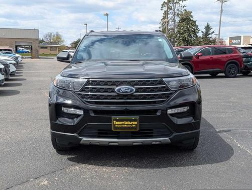 Black 2023 Ford Explorer XLT
