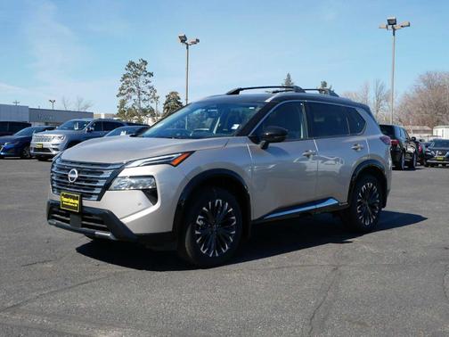 2025 Nissan Rogue Platinum