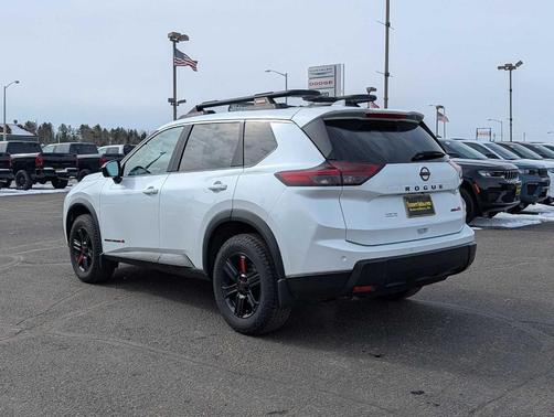 2025 Nissan Rogue Rock Creek