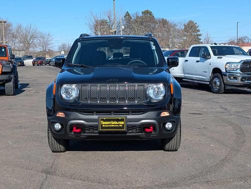 2023 Jeep Renegade Trailhawk