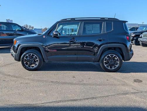 2023 Jeep Renegade Trailhawk