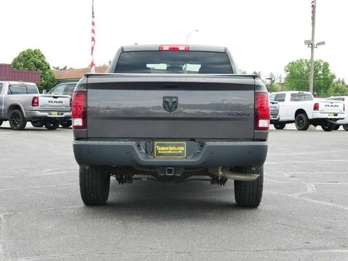 2022 RAM 1500 Classic SLT